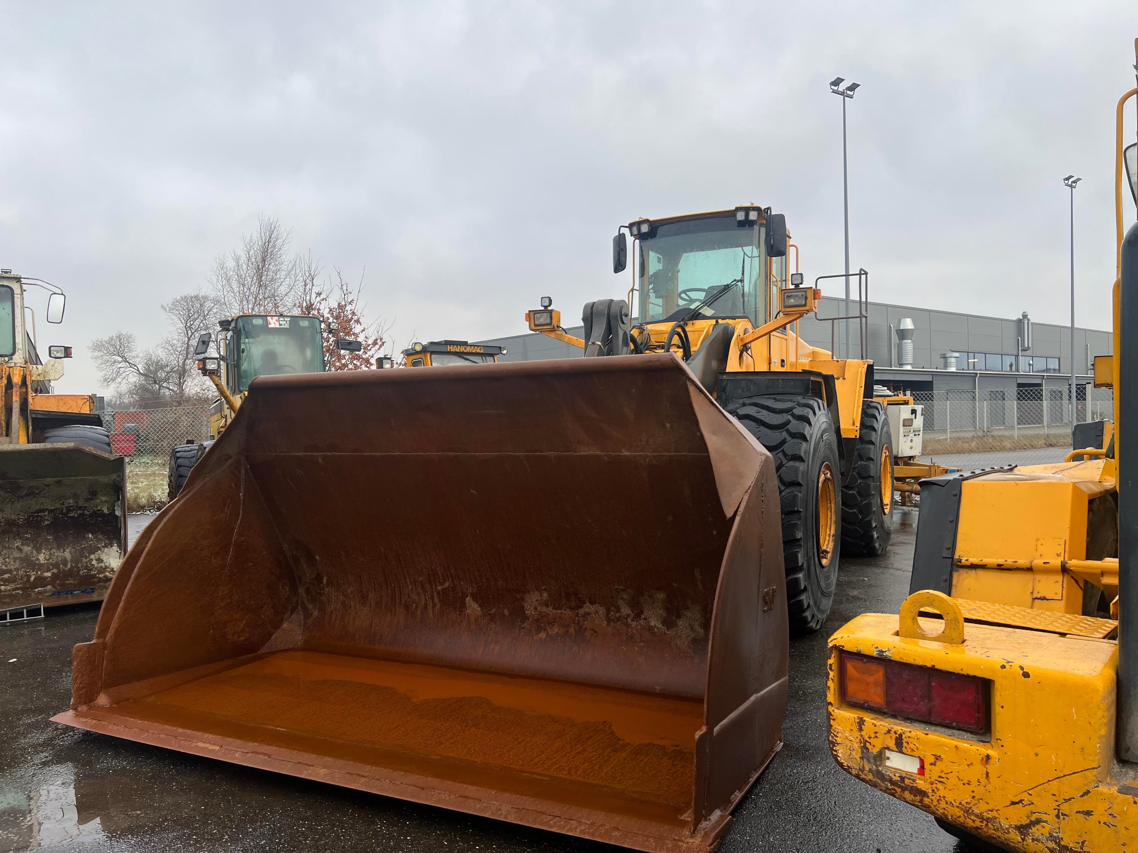 Volvo L 220 E